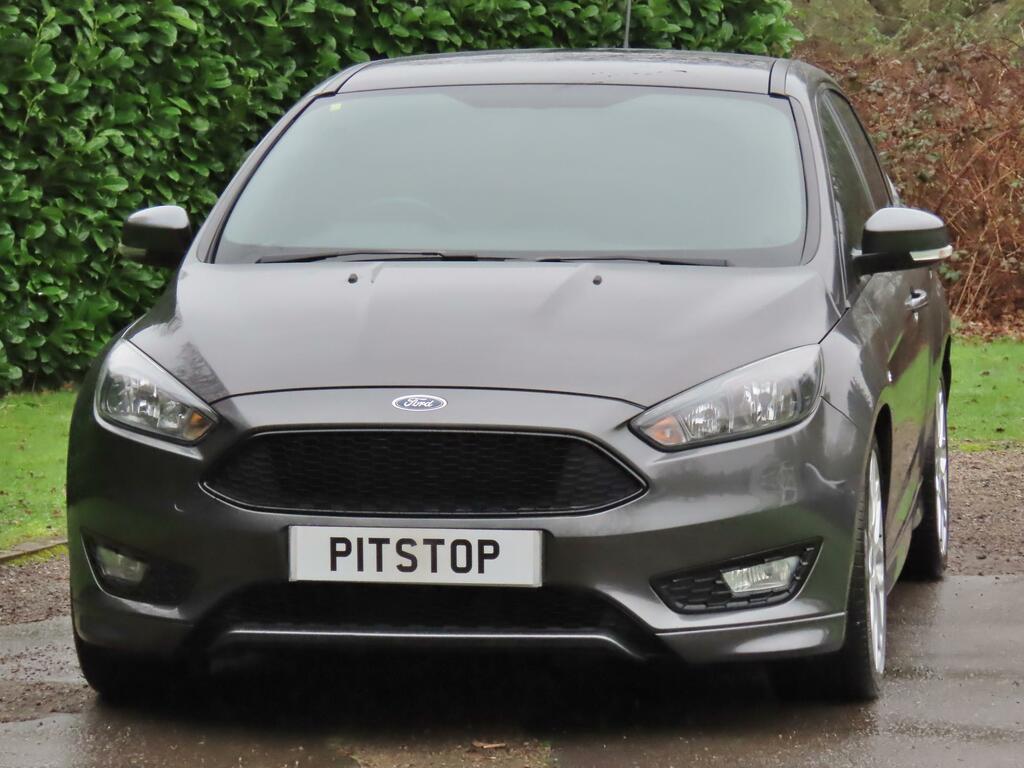 Ford Focus 1.0T Ecoboost St-line Hatchback Grey