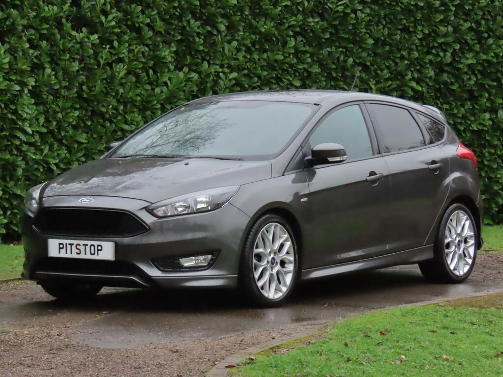 Ford Focus 1.0T Ecoboost St-line Hatchback VN18OTL Grey #2