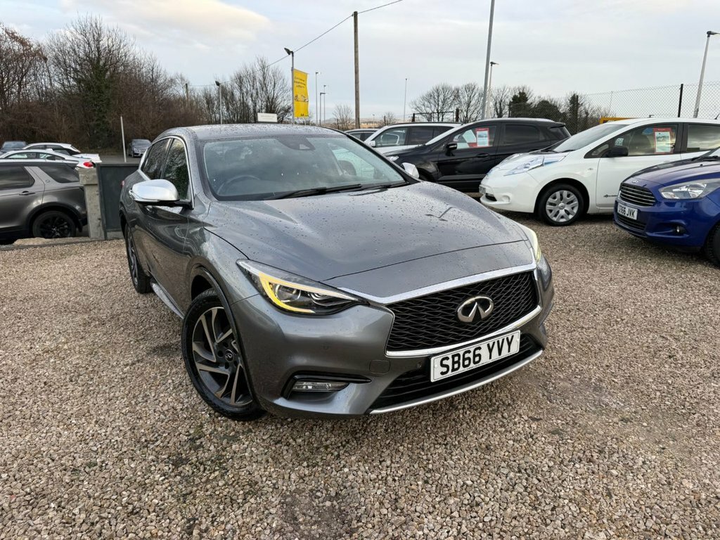 Infiniti Q30 1.6L City Black Edition SB66YVY Grey #2