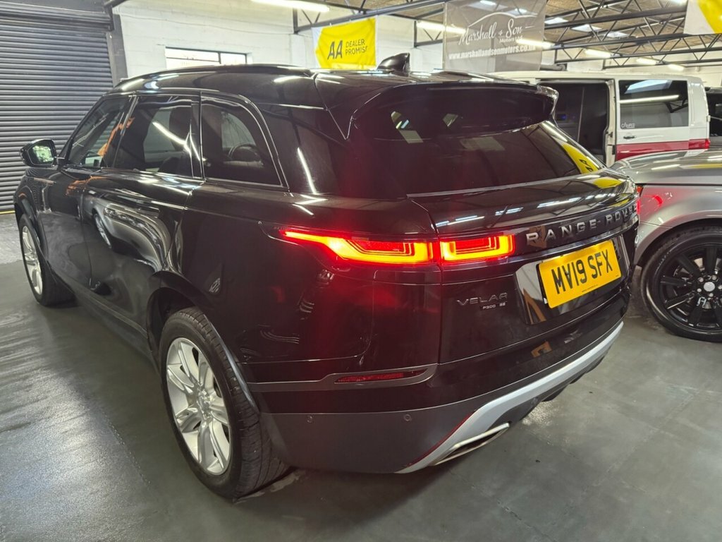 Land Rover Range Rover Velar 2L R-dynamic Se MV19SFX Black #2