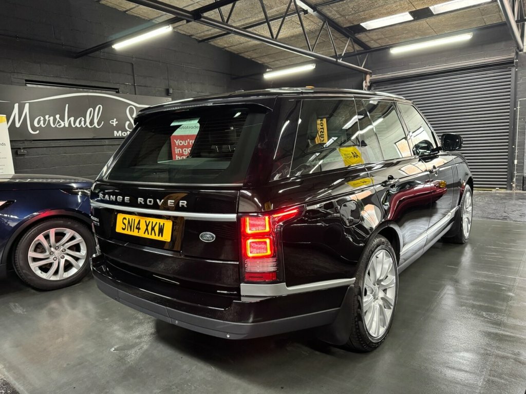 Land Rover Range Rover 4.4L Vogue SN14XKW Black #2