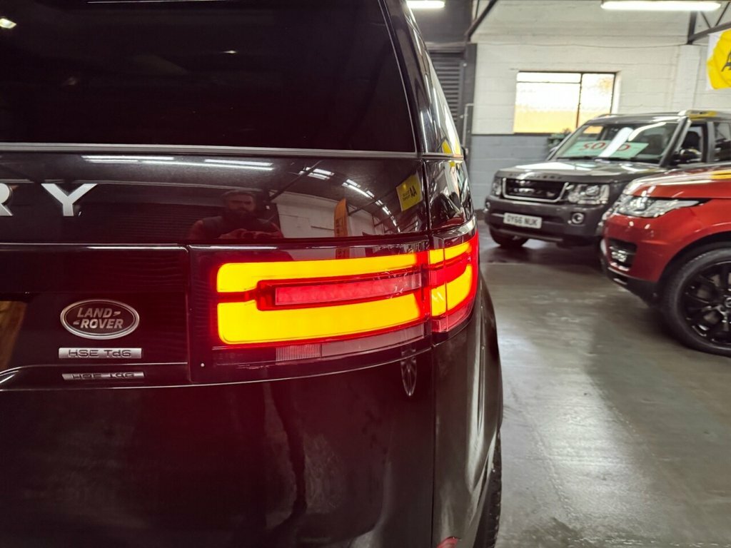Land Rover Discovery 3L Hse BD67RZK Black #6