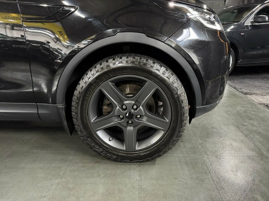 Land Rover Discovery 3L Hse BD67RZK Black #4