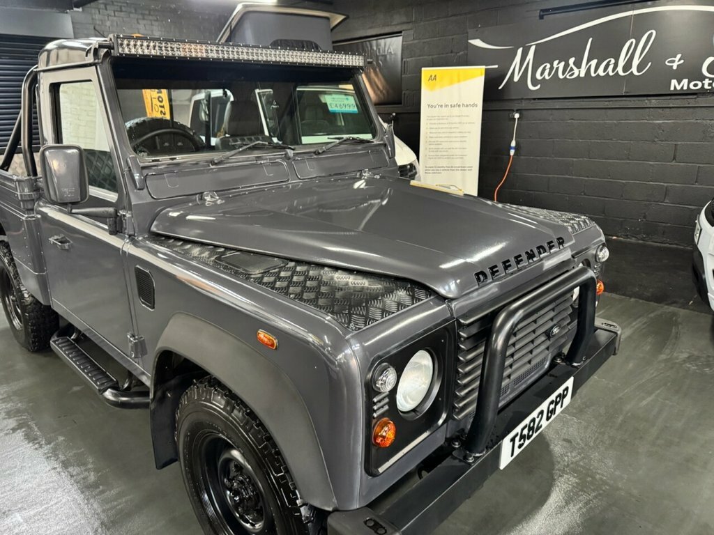 Land Rover Defender 110 Suv Grey #4