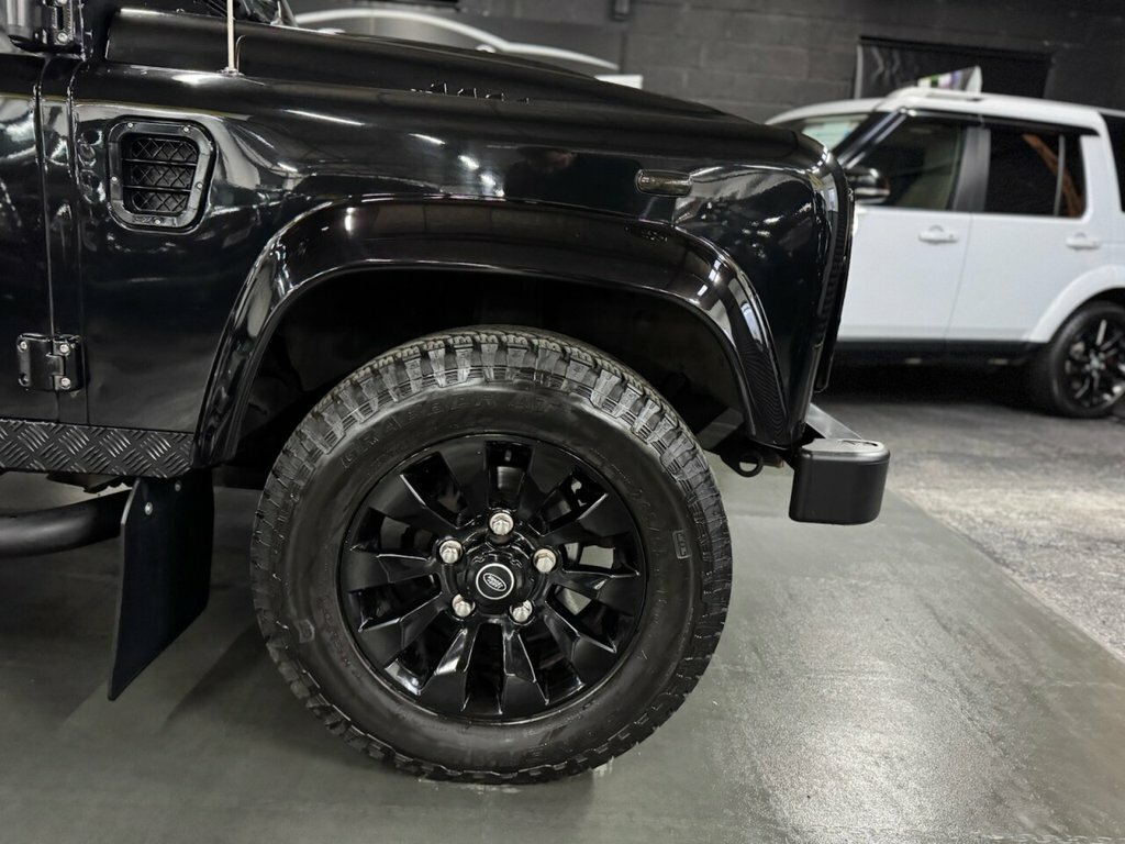 Land Rover Defender 90 2.2L Xs SN15XZF Black #3