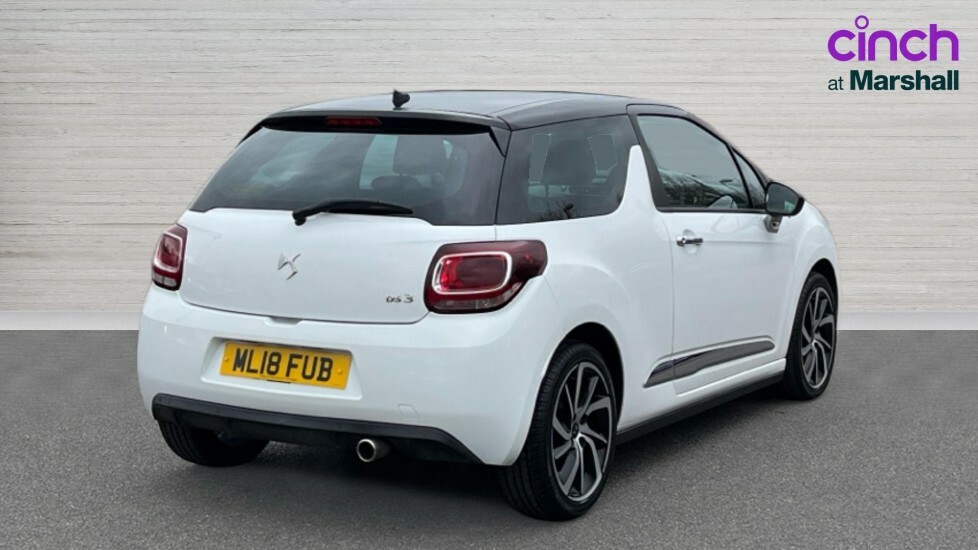 Citroen DS3 1.2 Puretech Connected Chic Hatchback M Black #3