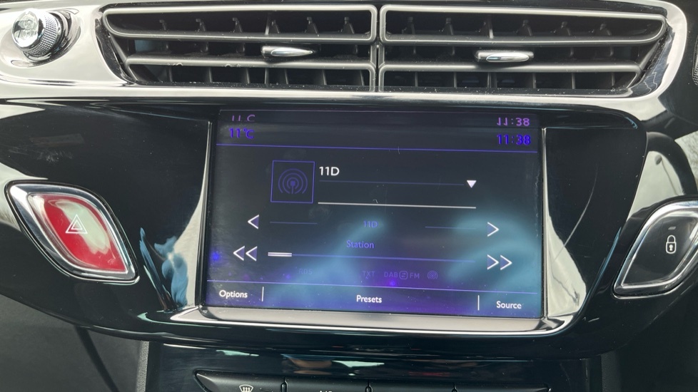 Citroen DS3 1.2 Puretech Connected Chic Hatchback M Black #34