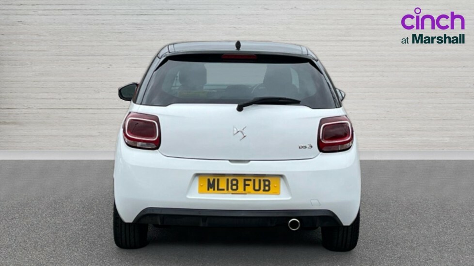Citroen DS3 1.2 Puretech Connected Chic Hatchback M Black #4