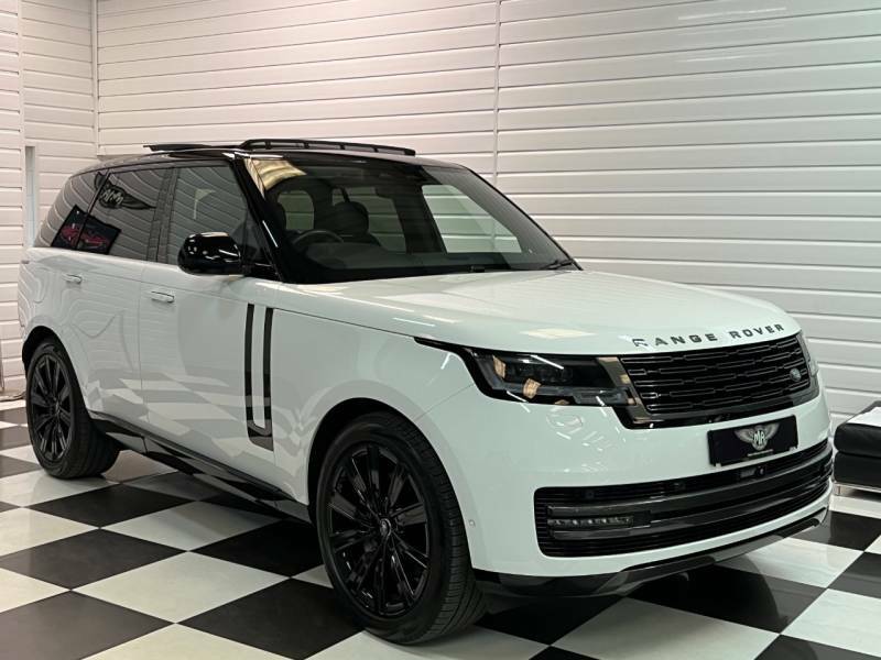 Land Rover Range Rover 3.0 D300 Se - 2022 22 LD22SDV White #2