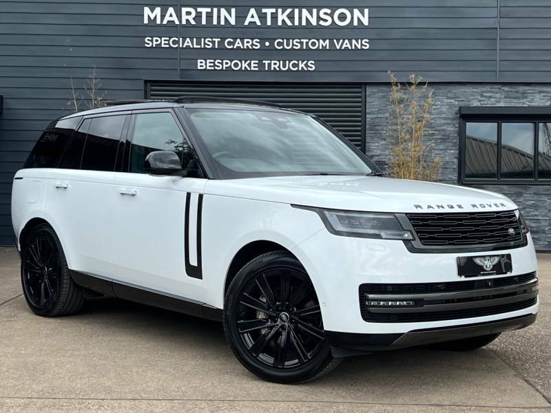 Land Rover Range Rover 3.0 D300 Se - 2022 22 LD22SDV White #3