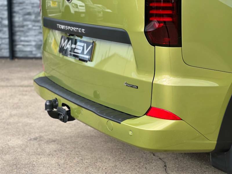 Volkswagen Transporter 2.0 Tdi 150 Commerce Pro Van 4Motion - 2025 VN75TUW Green #5