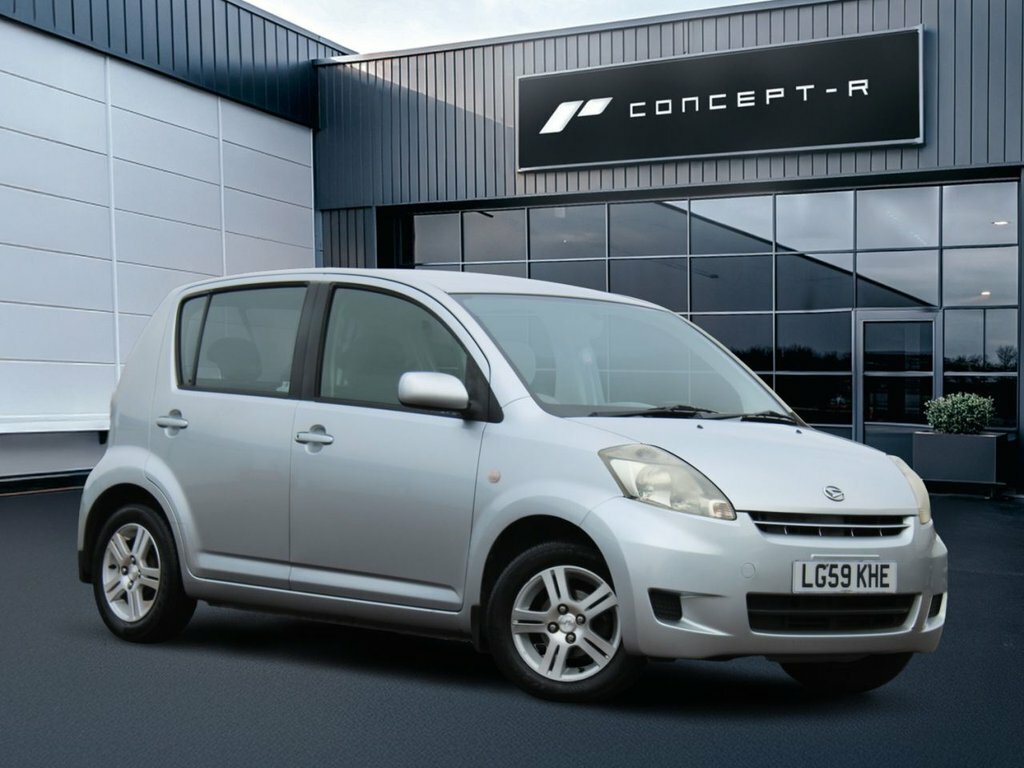 Daihatsu Sirion 1.3 Se Hatchback 137 G Km 85 Bh Silver #1