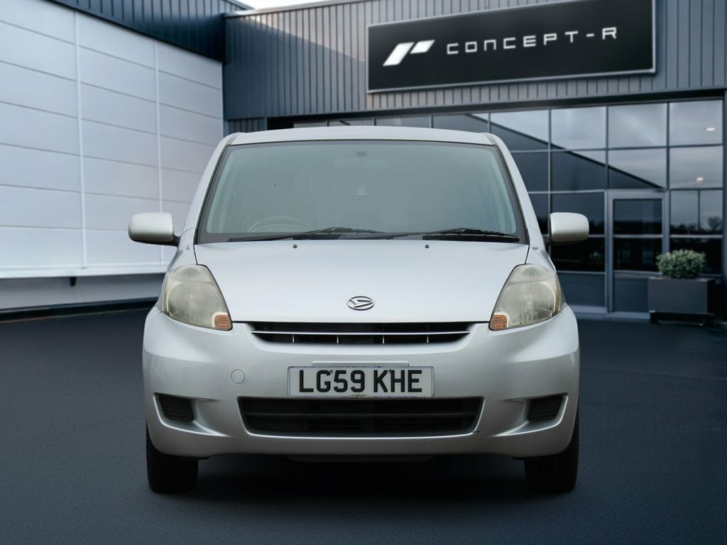 Daihatsu Sirion 1.3 Se Hatchback 137 G Km 85 Bh Silver #2