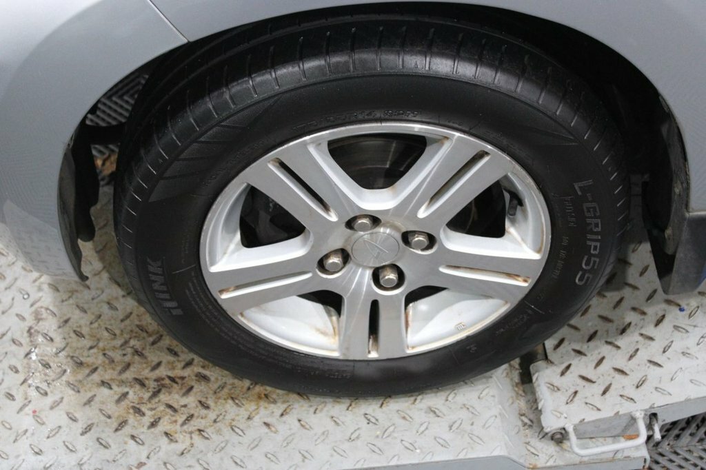 Daihatsu Sirion 1.3 Se Hatchback 137 G Km 85 Bh Silver #11