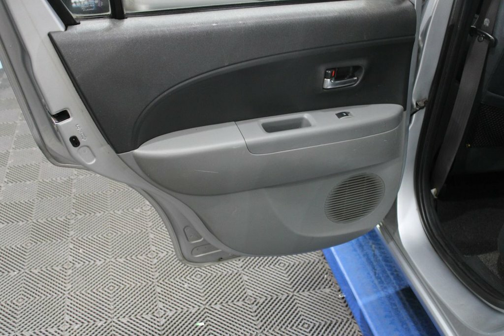 Daihatsu Sirion 1.3 Se Hatchback 137 G Km 85 Bh Silver #20
