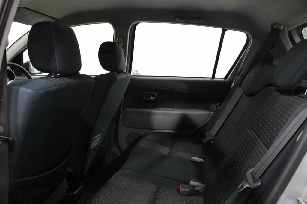 Daihatsu Sirion 1.3 Se Hatchback 137 G Km 85 Bh Silver #17
