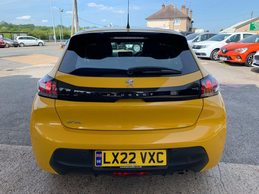Peugeot 208 1.2 Puretech Active Premium Hatchback E LX22VXC Yellow #4