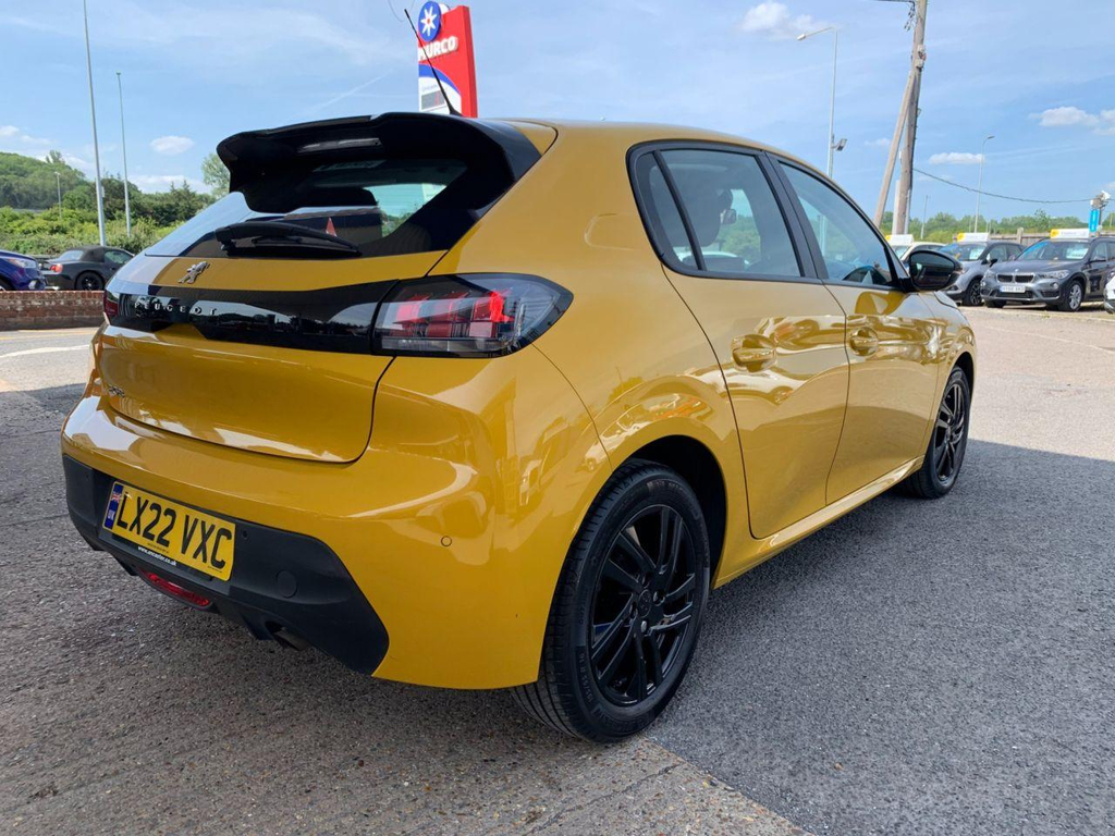 Peugeot 208 1.2 Puretech Active Premium Hatchback E LX22VXC Yellow #5