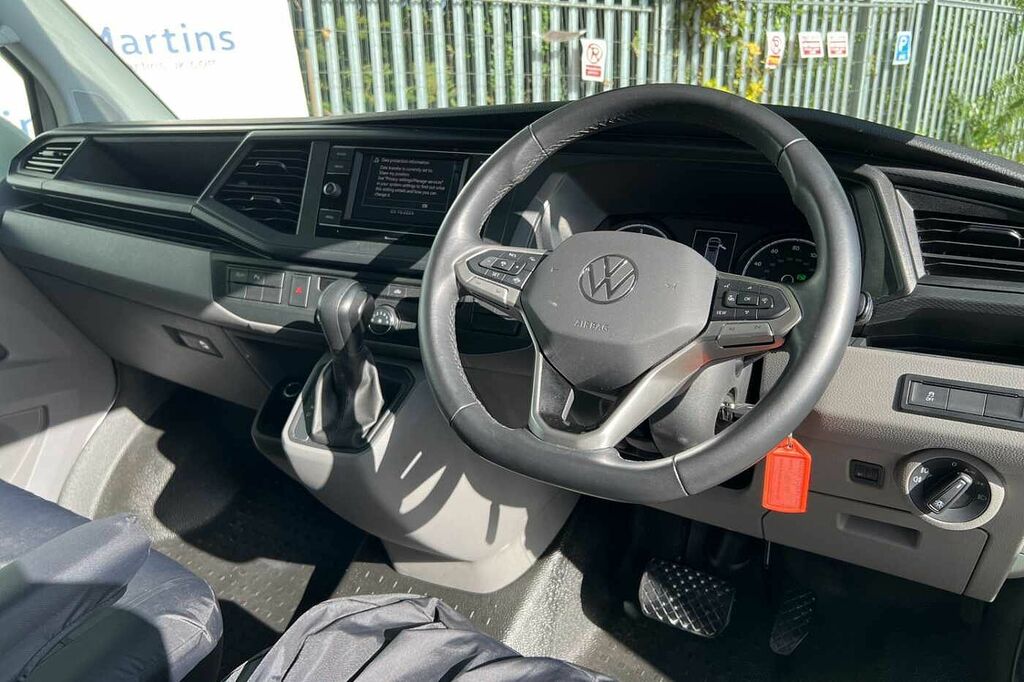 Volkswagen Transporter T30 Panel Van Highline Swb 150 Ps 2.0 Tdi 7Sp Dsg RJ73UNF White #6
