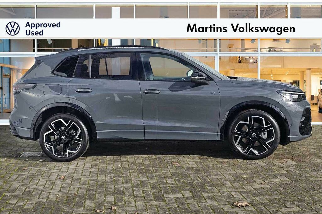 Volkswagen Tiguan 2.0 Tdi R-line Dsg RE75OWV Grey #4