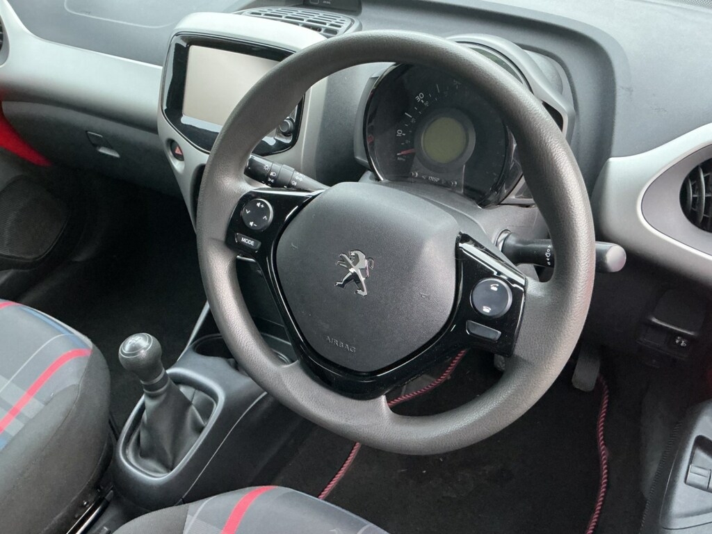 Peugeot 108 1.0 Active GF65KJJ Red #3
