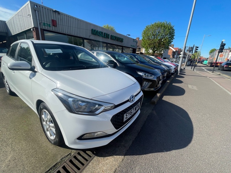 Hyundai I20 Mpi Se White