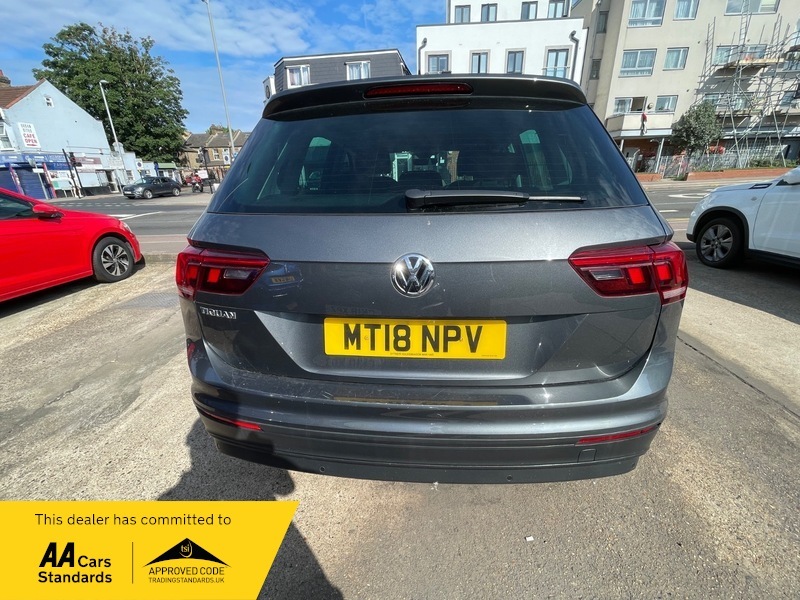 Volkswagen Tiguan Se Nav Tsi MT18NPV Grey #6
