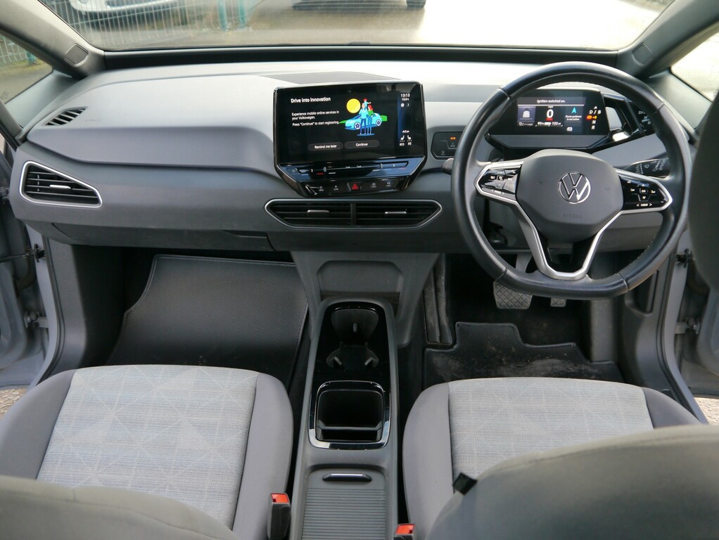 Volkswagen ID.3 Life  #2