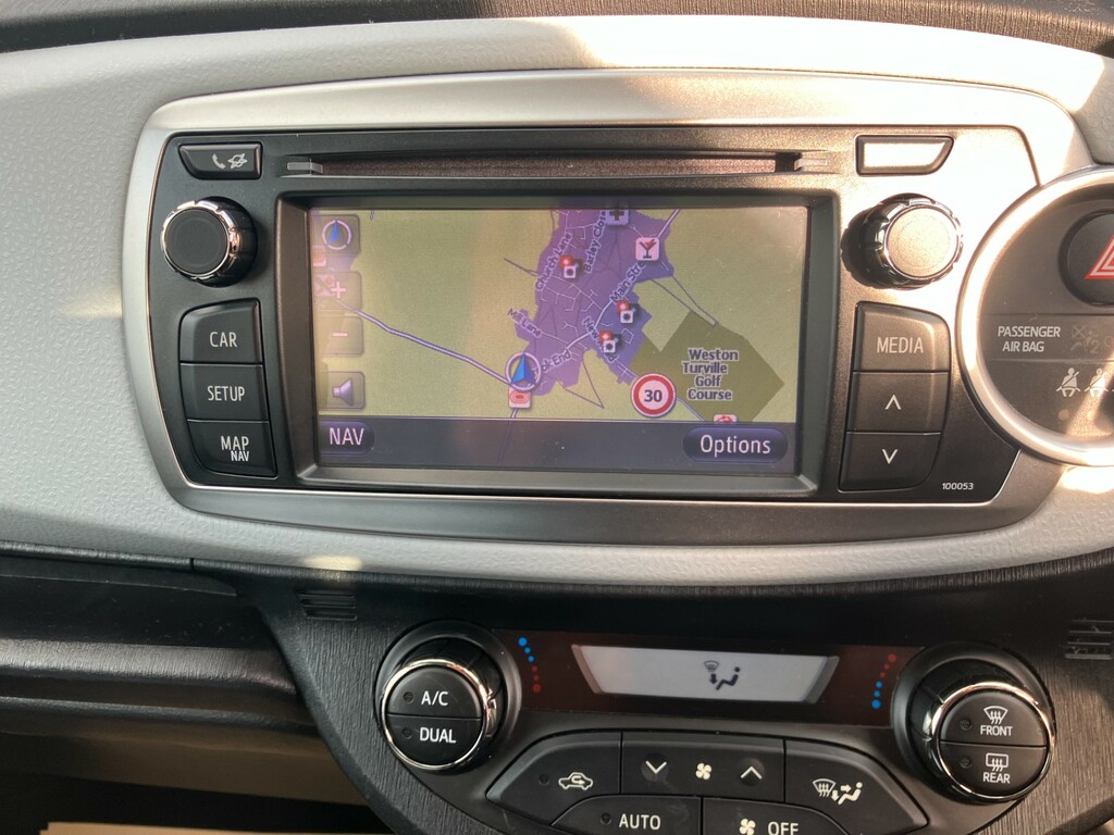 Toyota Yaris 1.5 Vvt-h T4 Hatchback Hybrid Cvt Euro  #4