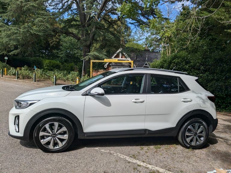 Kia Stonic 2 S-a EN21NLD White #4