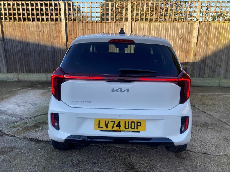 Kia Picanto 3 1.0 66Bhp 5-Speed Maual White #2