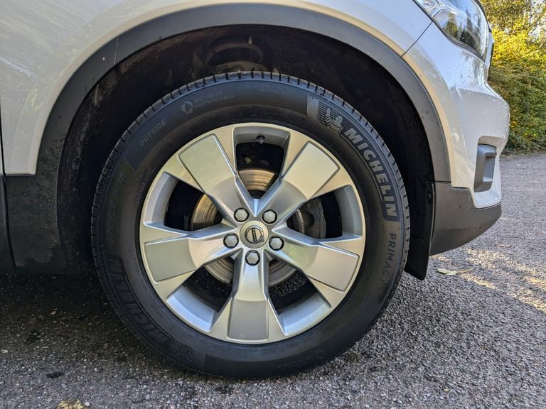 Volvo XC40 Momentum Pro T3 Silver #6