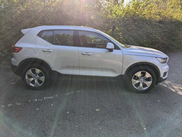 Volvo XC40 Momentum Pro T3 Silver #3