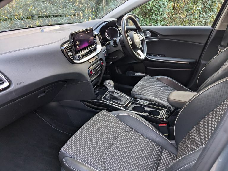 Kia  99.8Kwh Gt-line S Awd 7 Seat Black #9