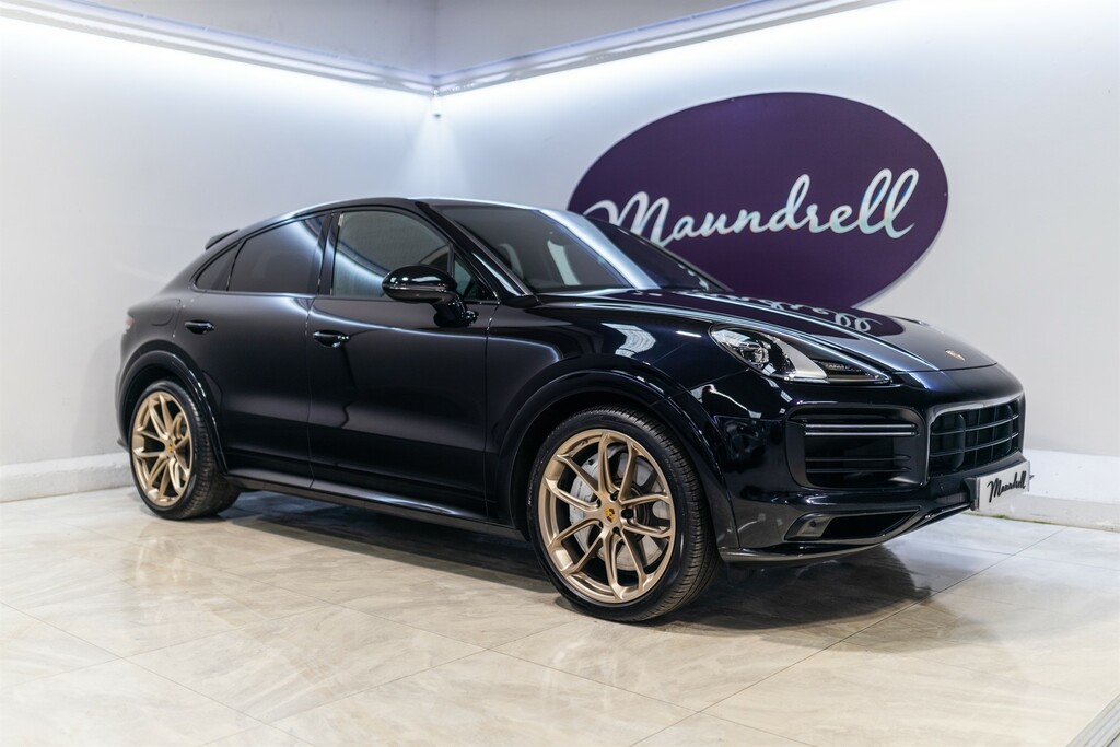 Porsche Cayenne 4.0T V8 Turbo Coupe Tiptronics 4Wd Euro Black