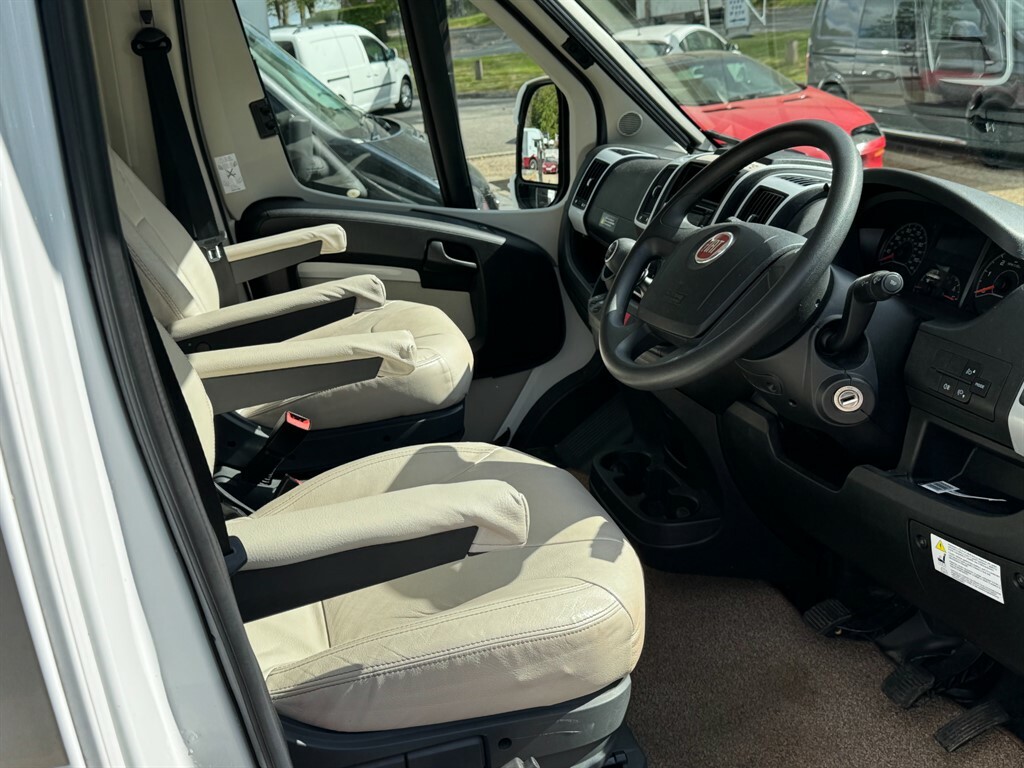 Fiat 2.3L Pilote Sensation 716P PE17LOT White #3
