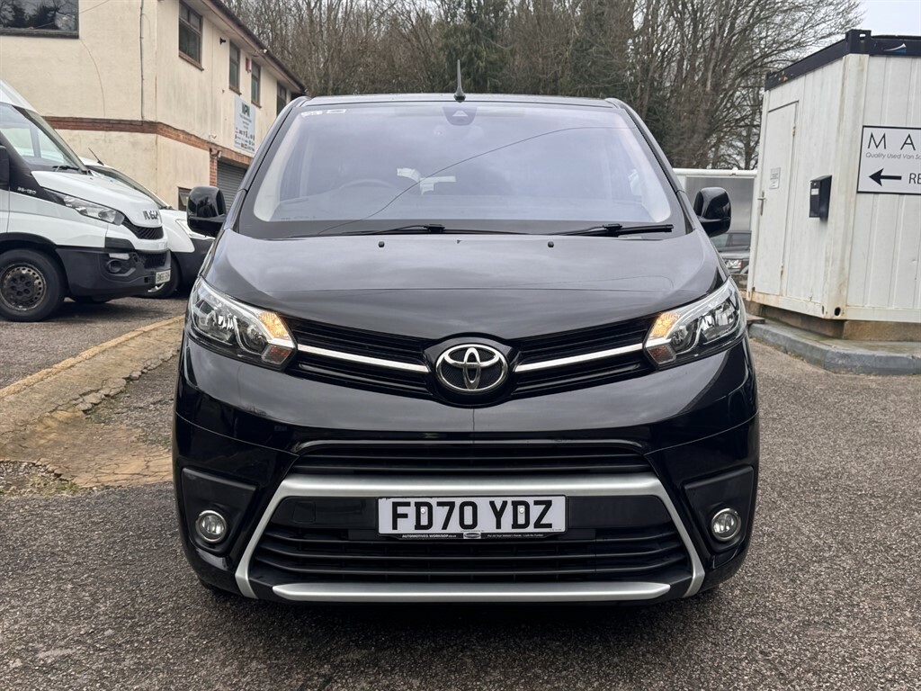 Toyota PROACE 2.0L D-4d L2 Shuttle Black #6
