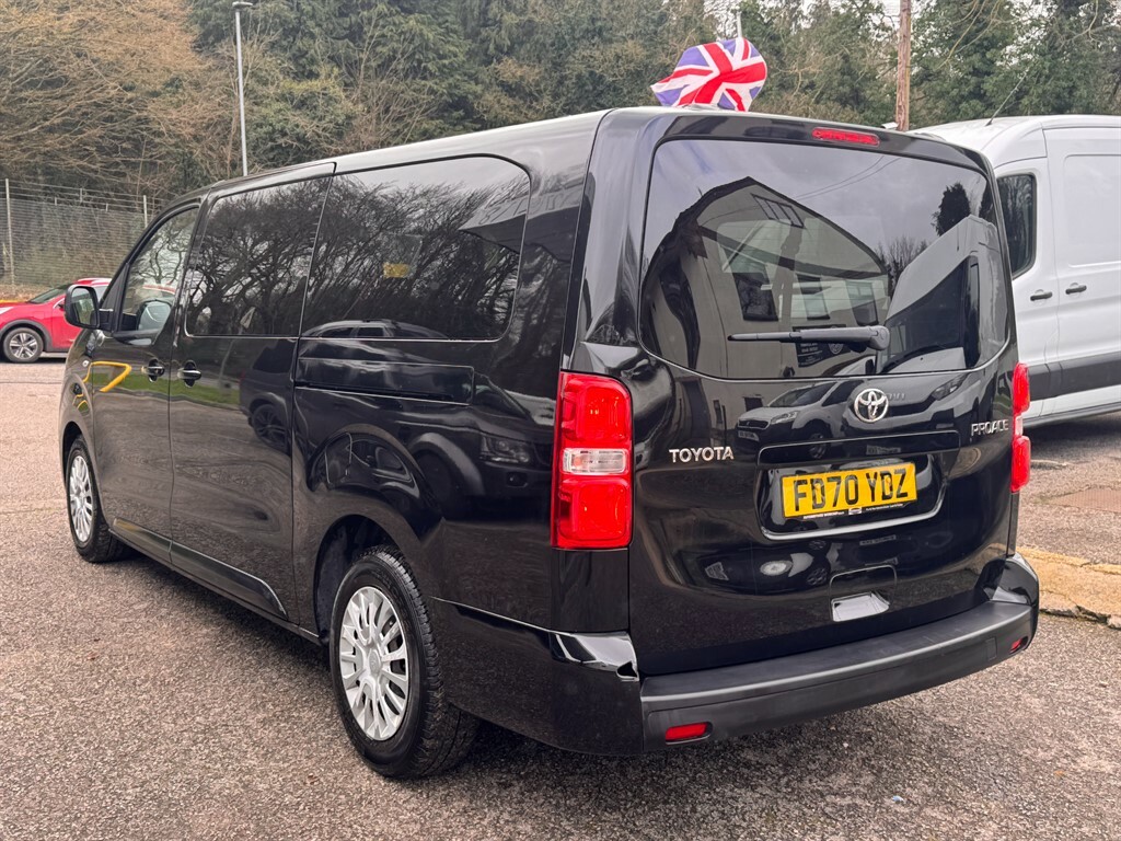 Toyota PROACE 2.0L D-4d L2 Shuttle Black #5