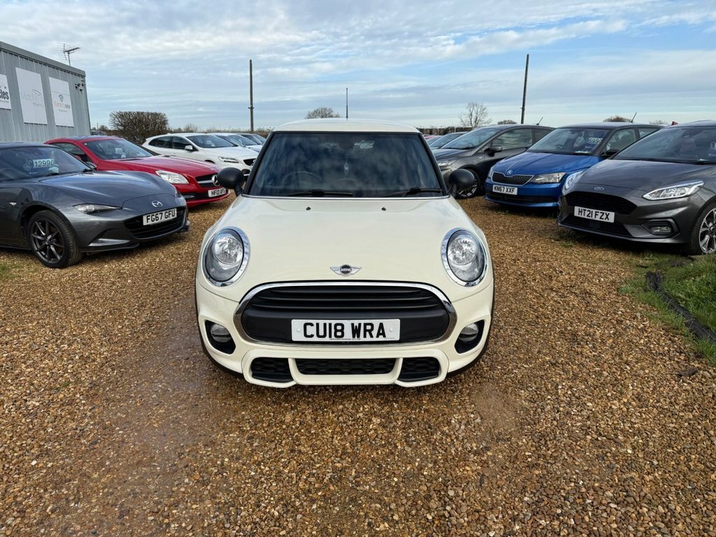 Mini Hatch 1.5L One 1499 Gt CU18WRA White #2
