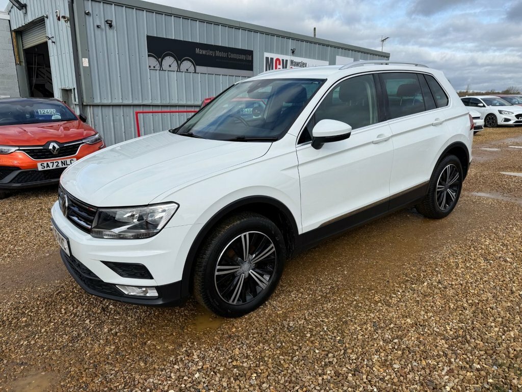 Volkswagen Tiguan 2L Se Navigation White