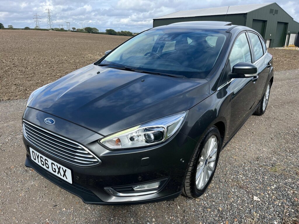 Ford Focus 1.5T Ecoboost Titanium X Hatchback Manu Grey #4