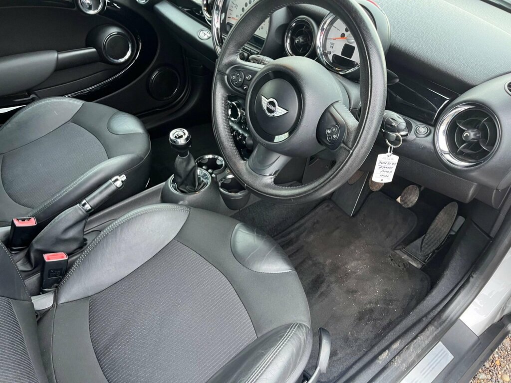 Mini Convertible 1.6 Cooper Soho Convertible Euro LD12KAE Silver #2