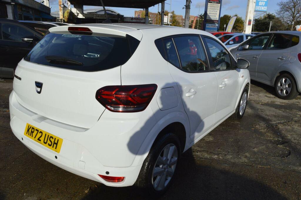 Dacia Sandero Hatchback 1.0 Comfort Tce 90 My21.5 2022 KR72USH White #2
