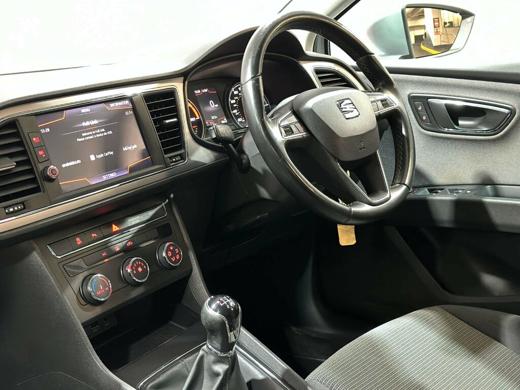Seat Leon Se Dynamic Tsi YE19ZND Silver #3