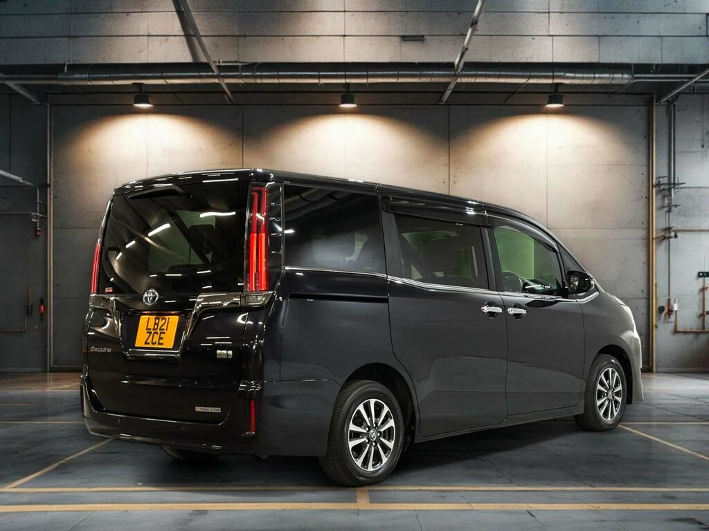 Toyota Noah Esquire Hybrid Black #6