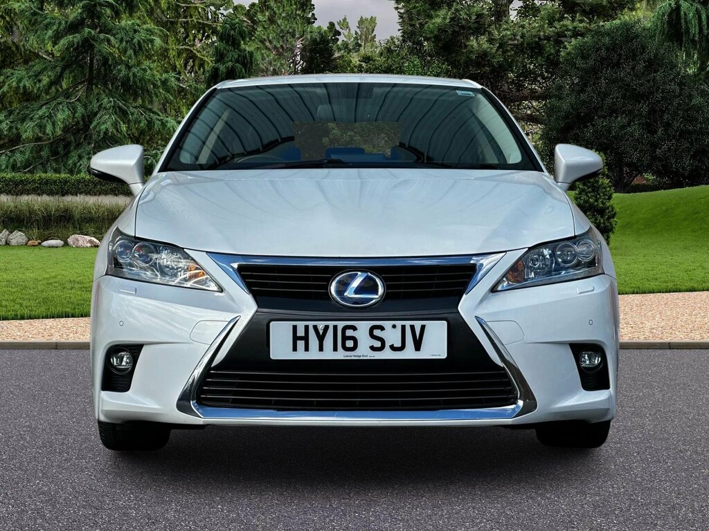 Lexus CT 1.8 200H Premier Cvt Euro 6 Ss White #2