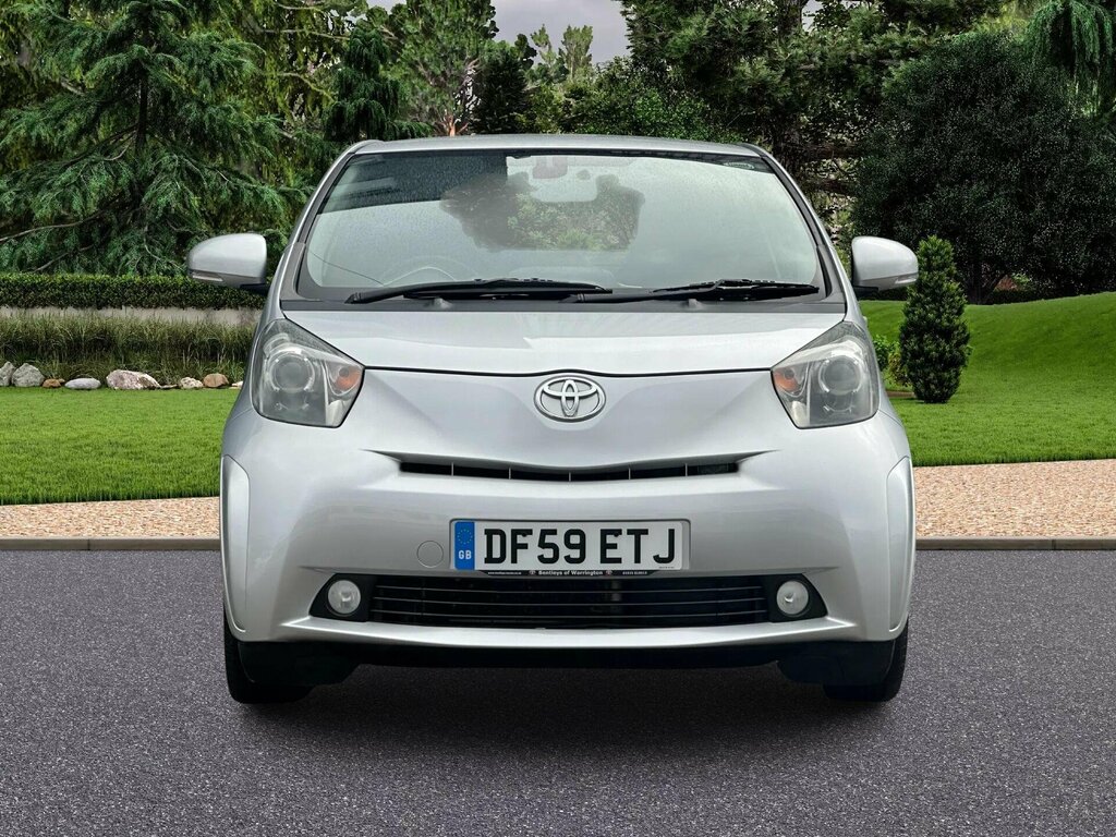 Toyota IQ 1.0 Vvt-i 2 Euro 4 Silver #2