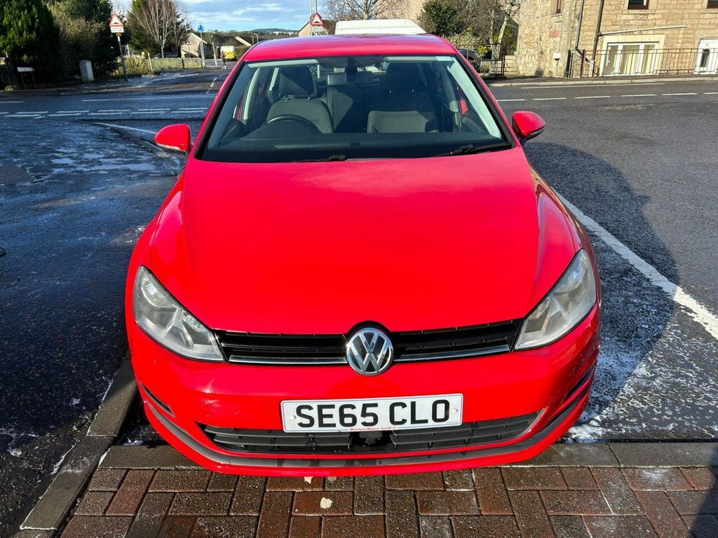 Volkswagen Golf 1.6L Match Red #6