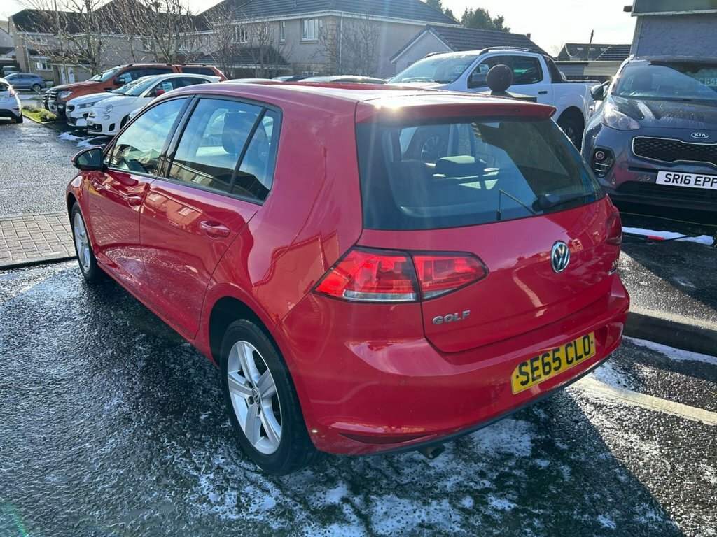 Volkswagen Golf 1.6L Match Red #3