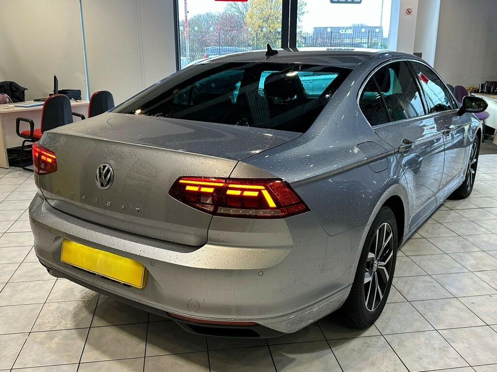 Volkswagen Passat Saloon 2.0 Tdi Evo Sel 201969 PK69XFF Silver #4